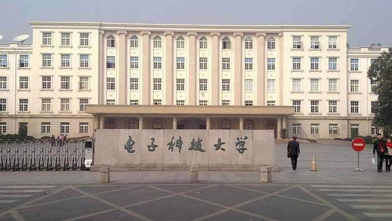 电子元器件定制，如何挑选优质厂家？**